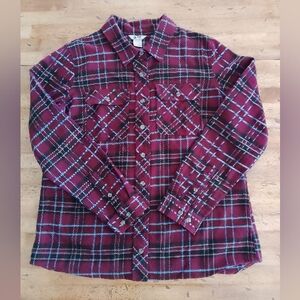 Duluth Men's Burgundy Plaid Casual Button-Down Shirt